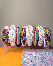 Load image into Gallery viewer, Smiley Face Headband