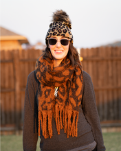 Load image into Gallery viewer, Leopard Beanie with Pom