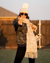 Load image into Gallery viewer, White and Cream Woven Scarf