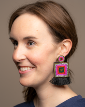 Load image into Gallery viewer, The Amaze earrings